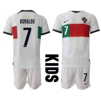 Portugalsko Cristiano Ronaldo #7 Vonkajší Detský futbalový dres MS 2022 Krátky Rukáv (+ trenírky)